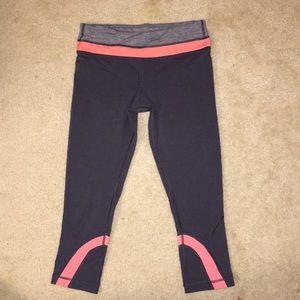 Lululemon cropped leggings